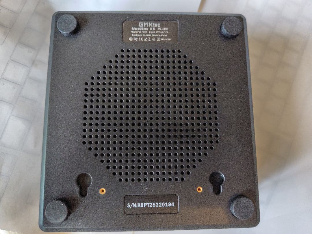 ミニPC GMKtec Nucbox K8 Plus/8845HS/32GB/1TB