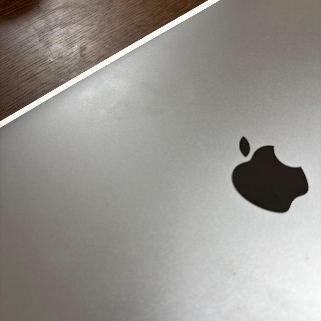 Apple MacBook Air 2020 M1チップ