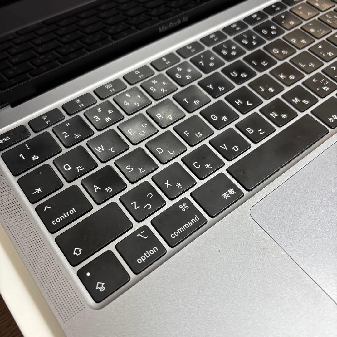 Apple MacBook Air 2020 M1チップ