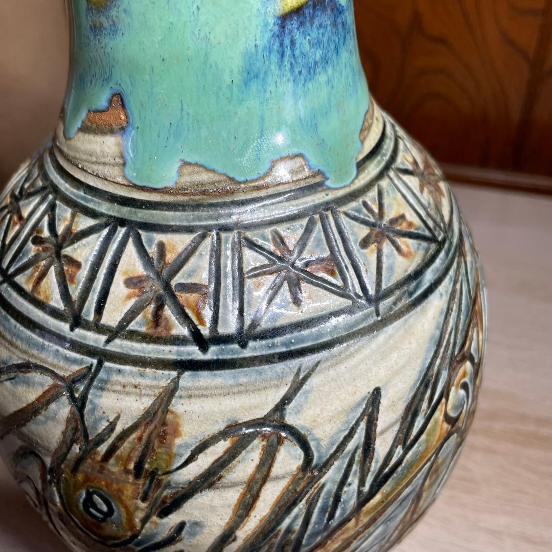 壷屋焼　金城次郎　海老魚文花瓶　箱なし