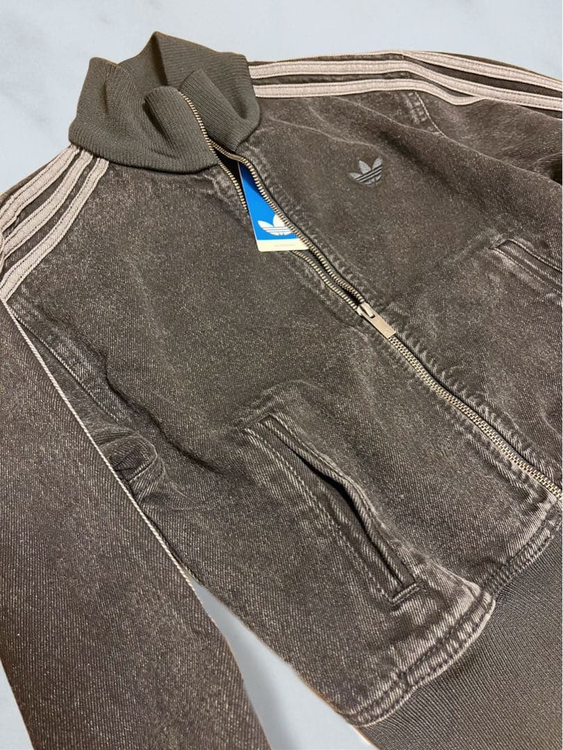新品未使用タグ付adidas デニムトラックトップブラックデニムジャケットy2k