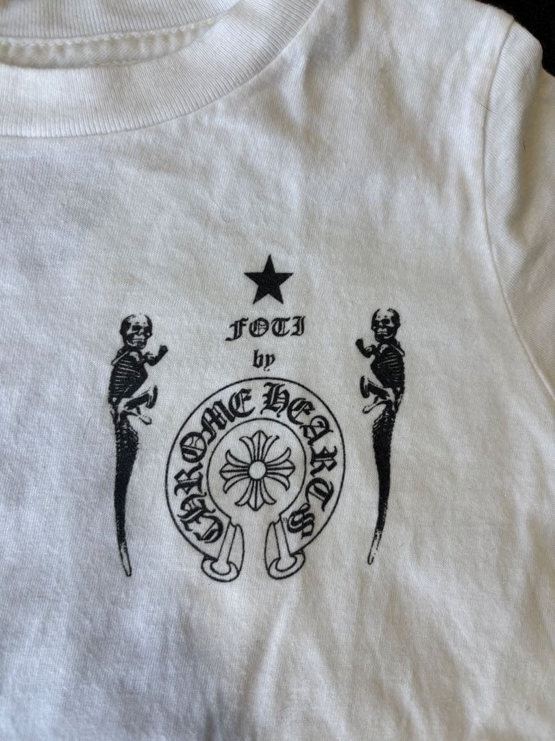 クロムハーツ Tシャツ　子供　サイズ4T