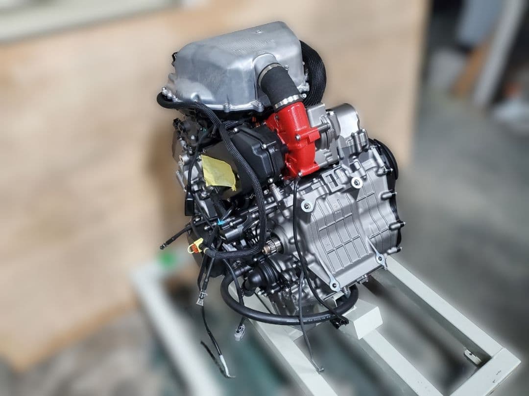 カワサキ エンジン　1000cc ほぼ未使用 H2 Kawasaki