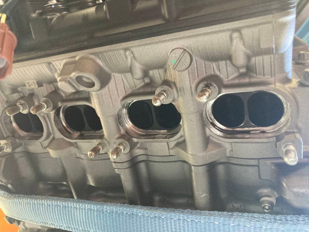 カワサキ エンジン　1000cc ほぼ未使用 H2 Kawasaki