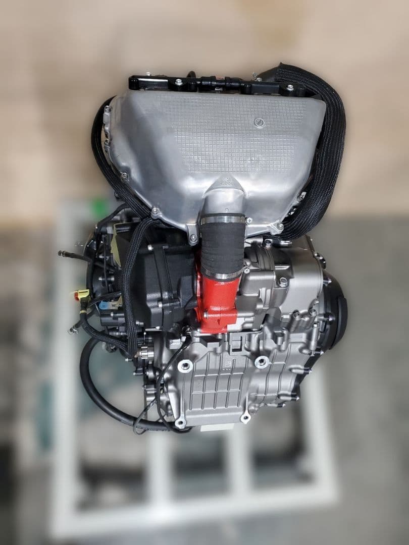 カワサキ エンジン　1000cc ほぼ未使用 H2 Kawasaki