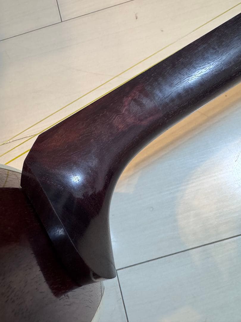 民謡三味線　中棹　紅木　地唄　二本溝　片面皮やぶれあり