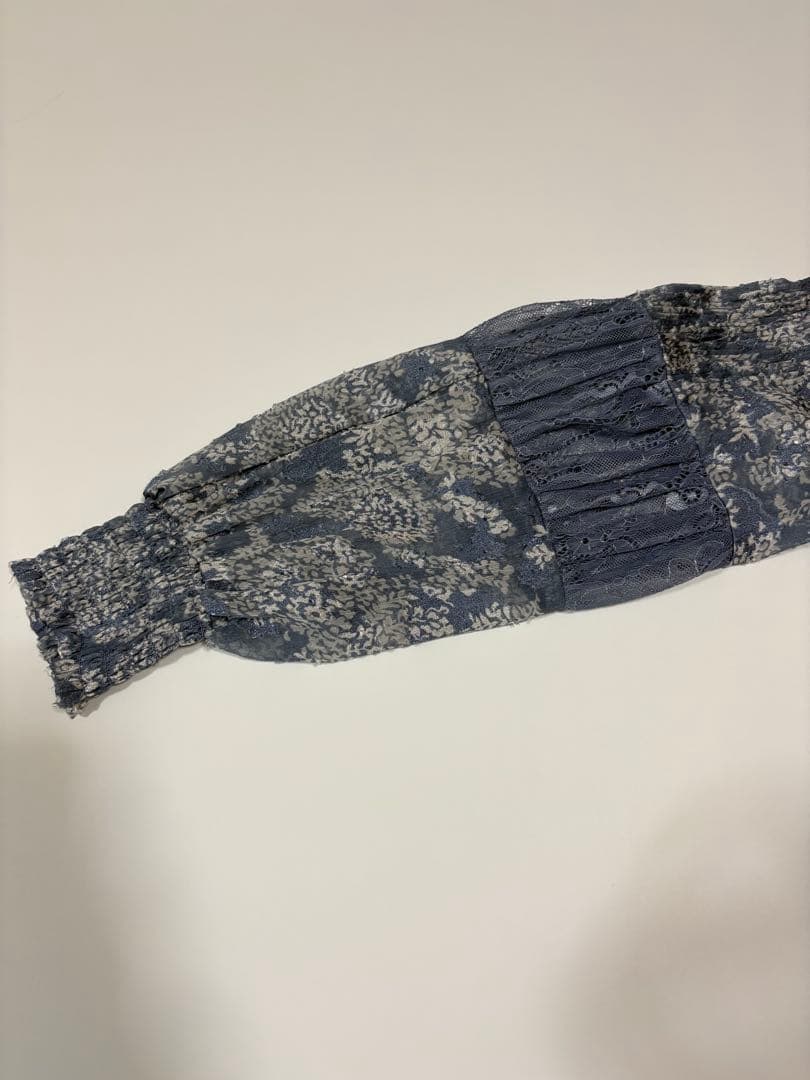 ワンピース Herlipto Winter Floral Long-sleeve Dress