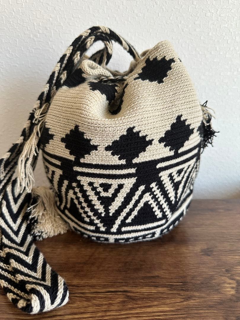 【ぺこさん専用】ワユーバッグ wayuu bag ショルダーバッグ 巾着バッグ
