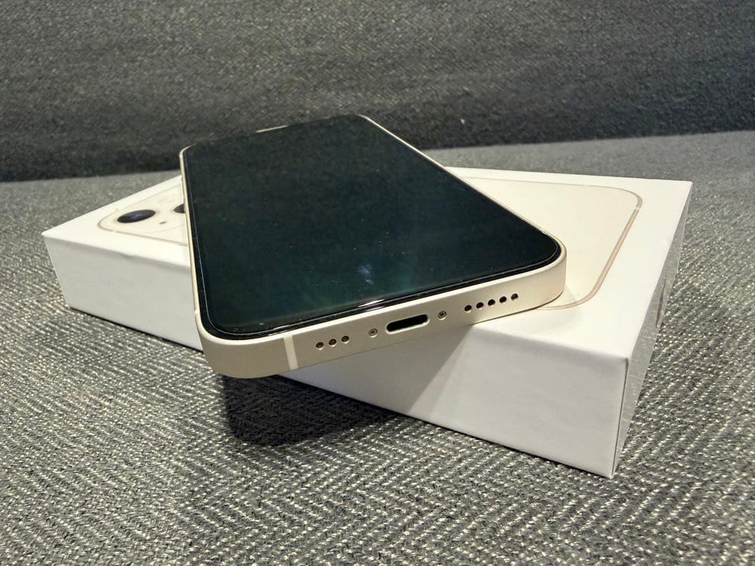 iPhone 13 スターライト 本体 128GB Apple ホワイト