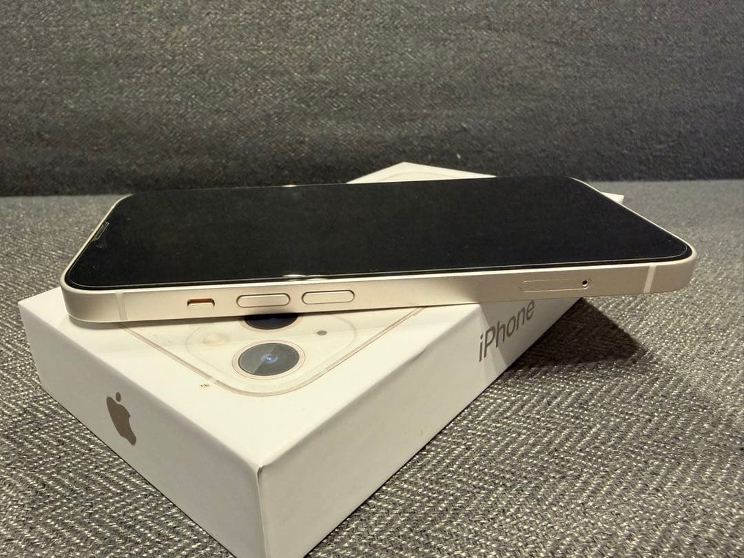 iPhone 13 スターライト 本体 128GB Apple ホワイト