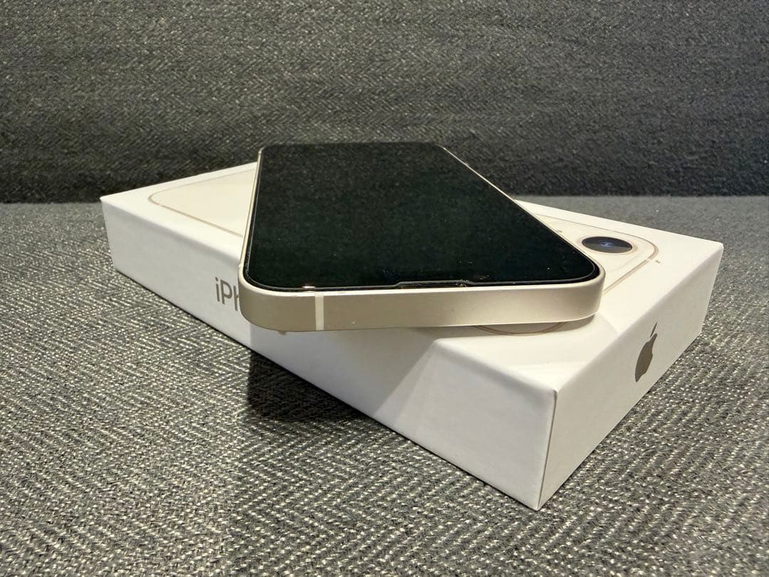 iPhone 13 スターライト 本体 128GB Apple ホワイト