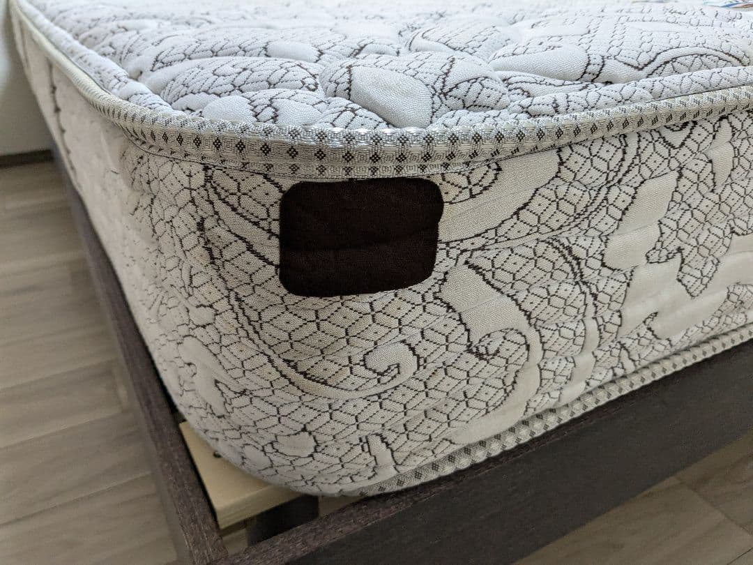 マットレス セミダブル シモンズ