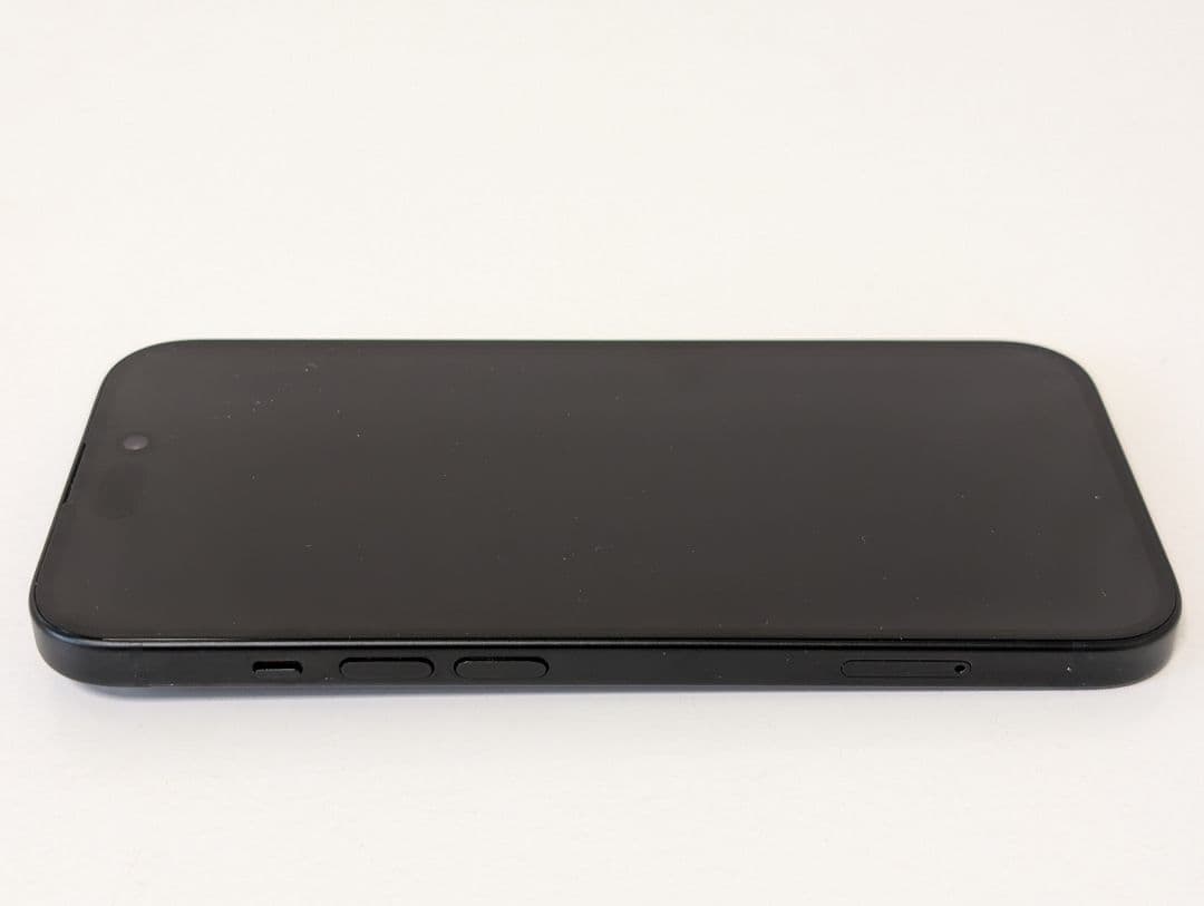 iPhone15（一括購入品）バッテリー89%+ ELECOM ケース 付き