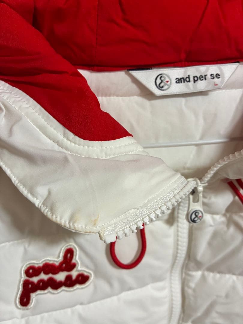 and per se フード付き中綿ベスト