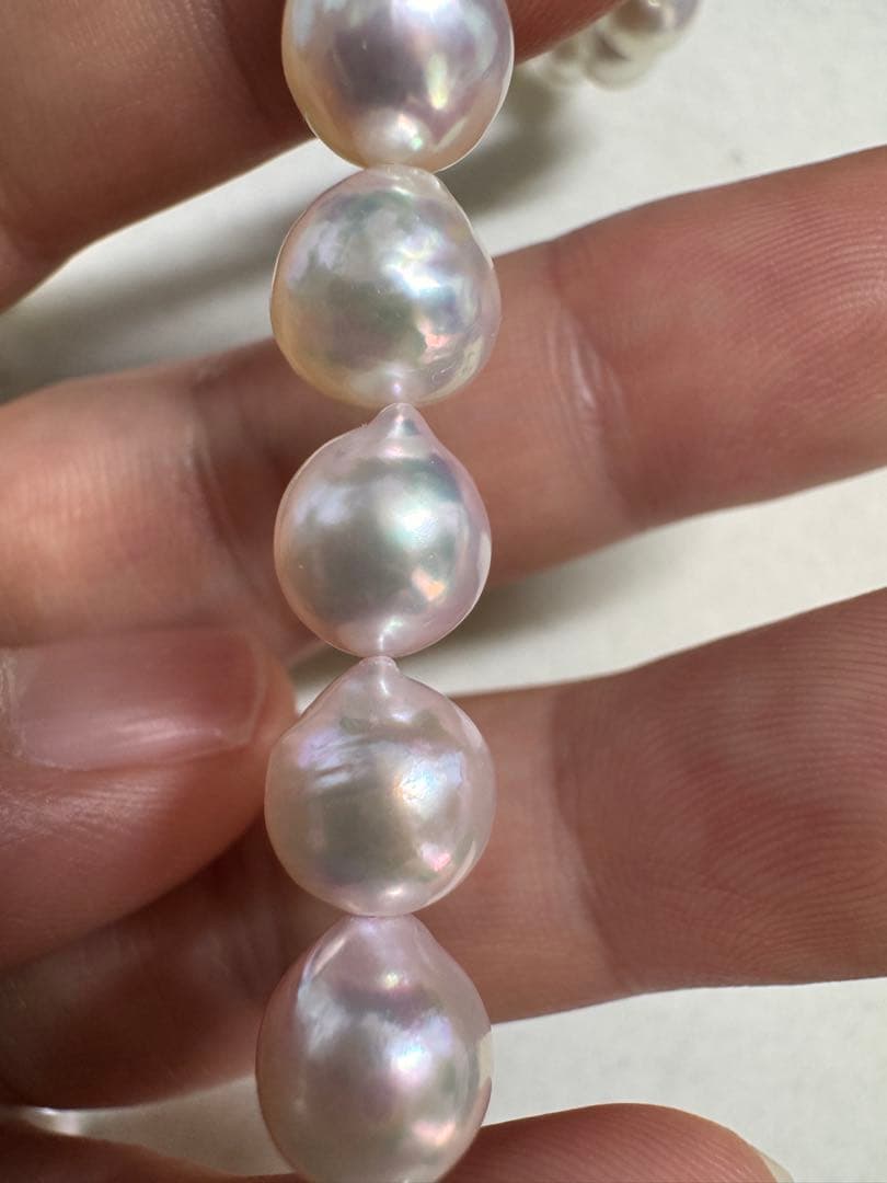 新品　てりツヤ花珠級干渉色抜群アコヤパールネックレス