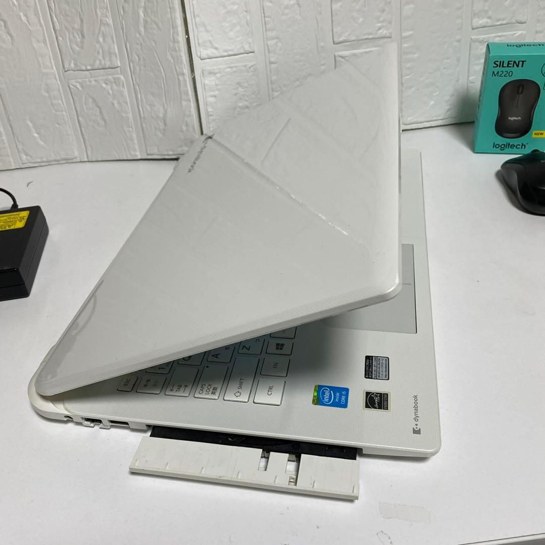 Windows11 オフィス付き　Core i5 SSD Webカメラ　東芝PC