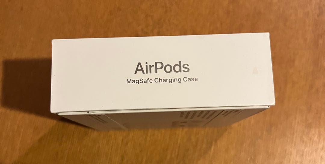 【元箱付き、匿名発送】AirPods (第3世代) 充電器はついてないです