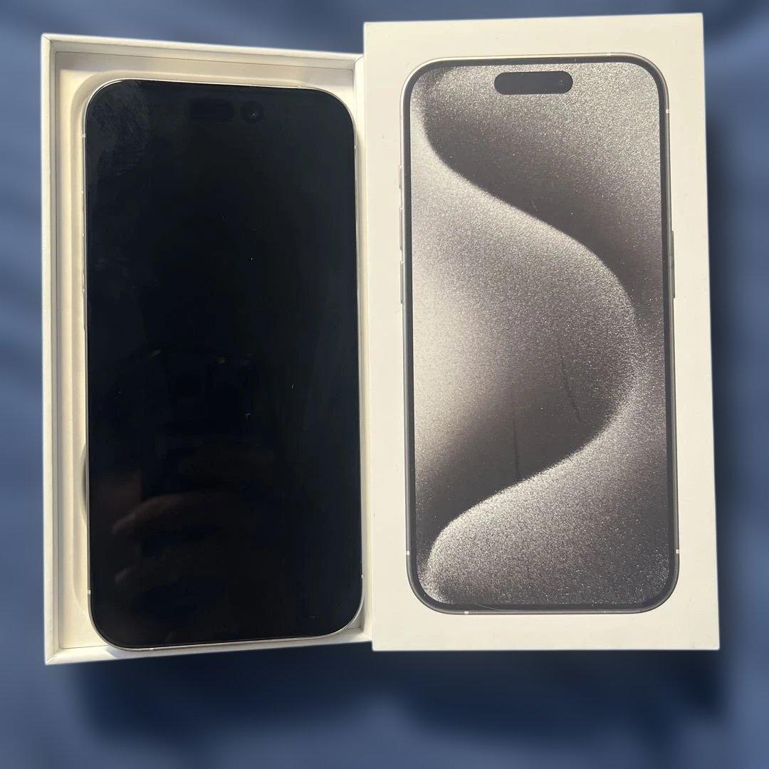 Apple iPhone 15Pro 256GB スペースブラック 本体