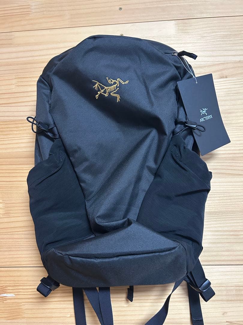 ARC'TERYX リュック　マンティス16 新品タグ付き