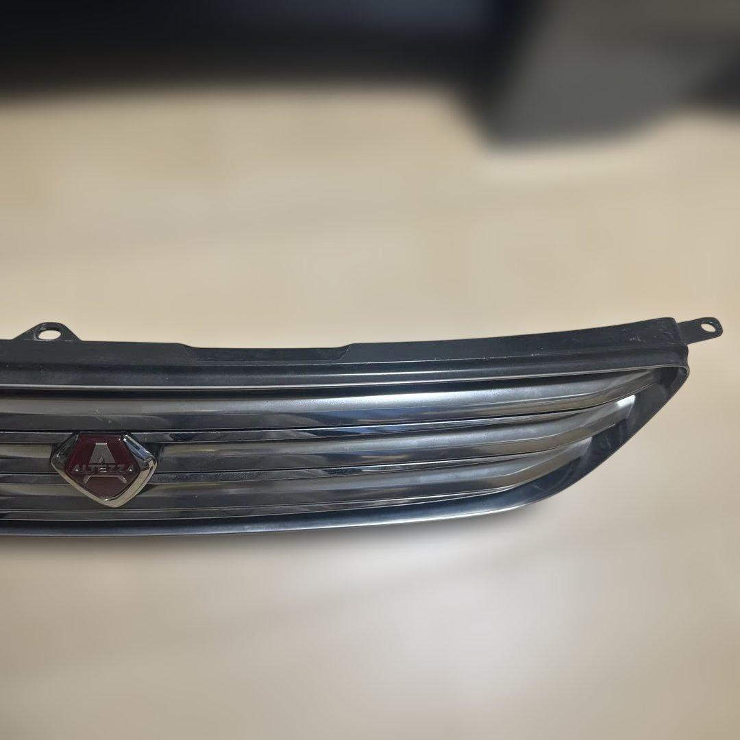 アルテッツァ前期純正フロントグリル