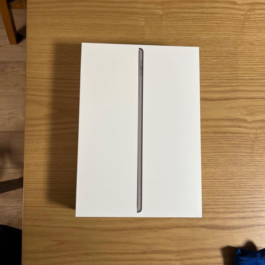 iPad (第7世代) 32GB スペースグレー Wi-Fi+Cellular