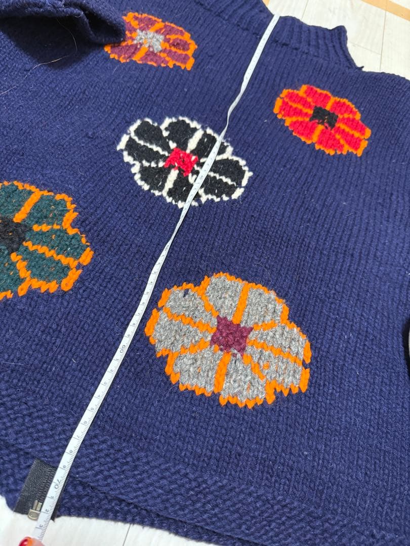 vintage エクアドル　ニット　フラワー　花　ビンテージ