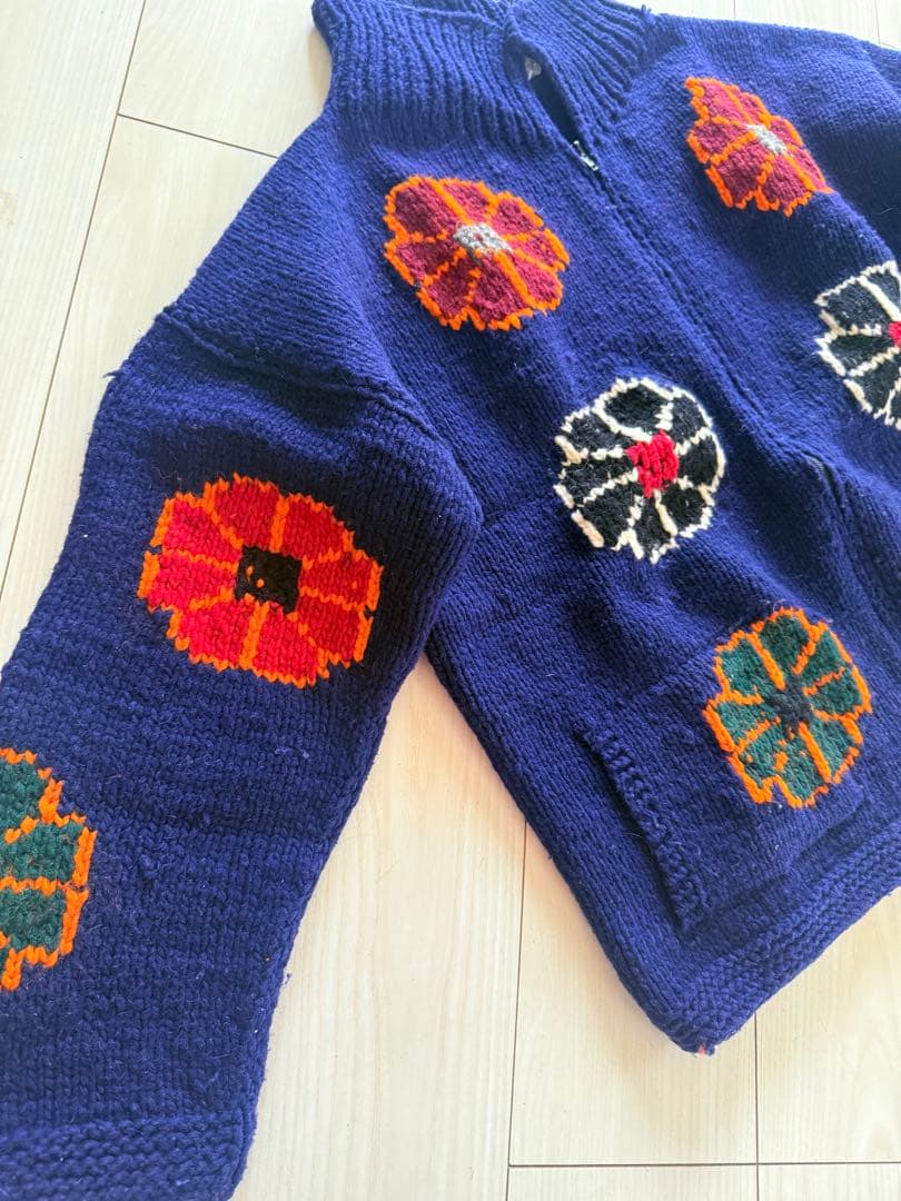vintage エクアドル　ニット　フラワー　花　ビンテージ