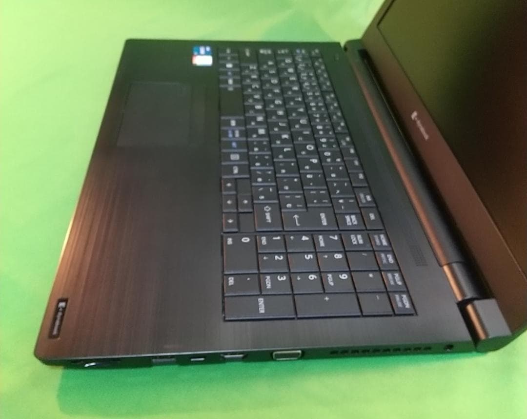 Windowsノート本体 Dynabook B55/HU/i7 1165G7/16G/SSD512G