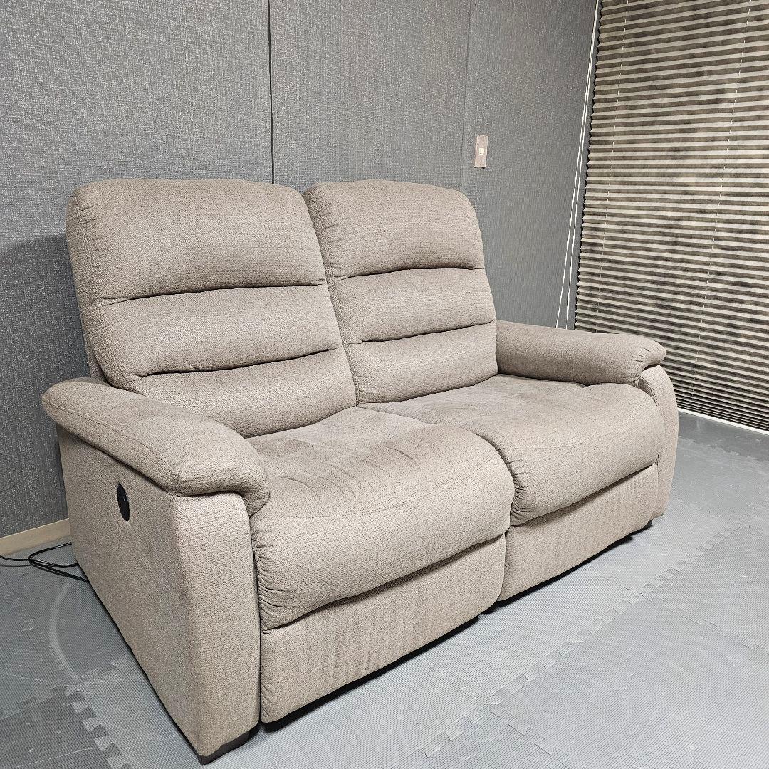 定価:98,000円 電動リクライニングソファ　2人掛け　ニトリ ビリーバUSB