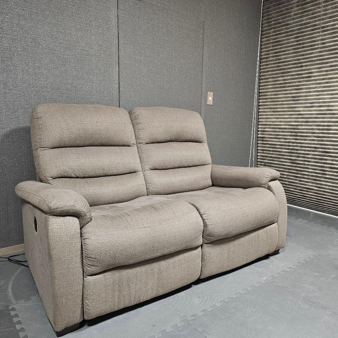 定価:98,000円 電動リクライニングソファ　2人掛け　ニトリ ビリーバUSB