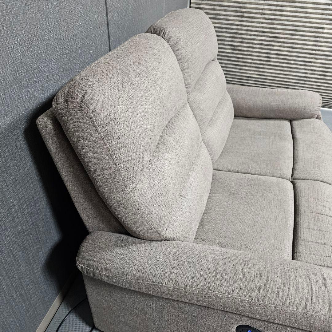 定価:98,000円 電動リクライニングソファ　2人掛け　ニトリ ビリーバUSB