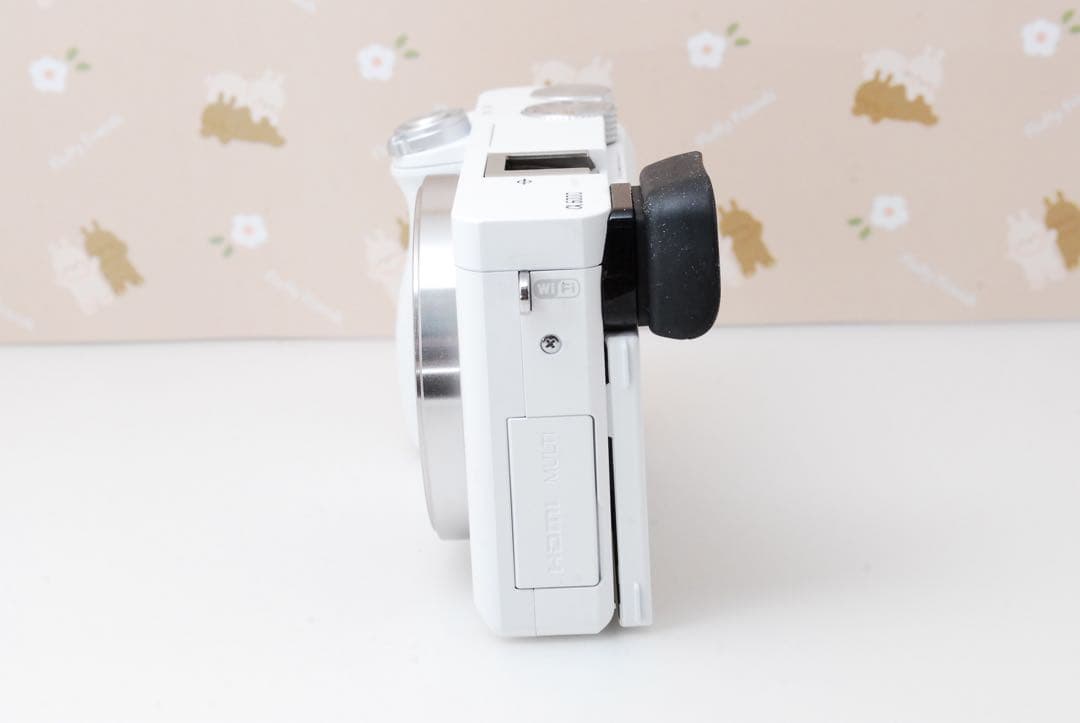 Wi-Fi❤️美品❤️ショット極少❤️超高画質＆高速AF❤️SONY α6000