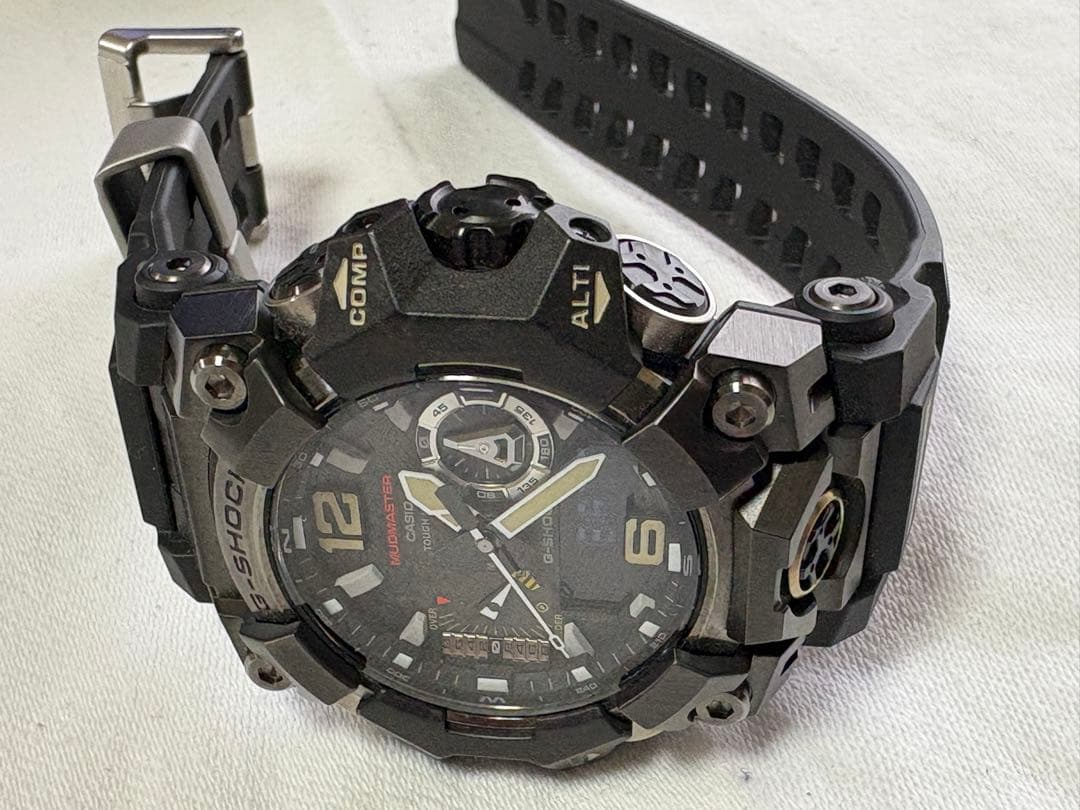 時計 G-SHOCK gwg b1000