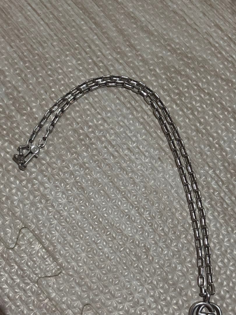 GUCCI ダブルGロゴネックレス