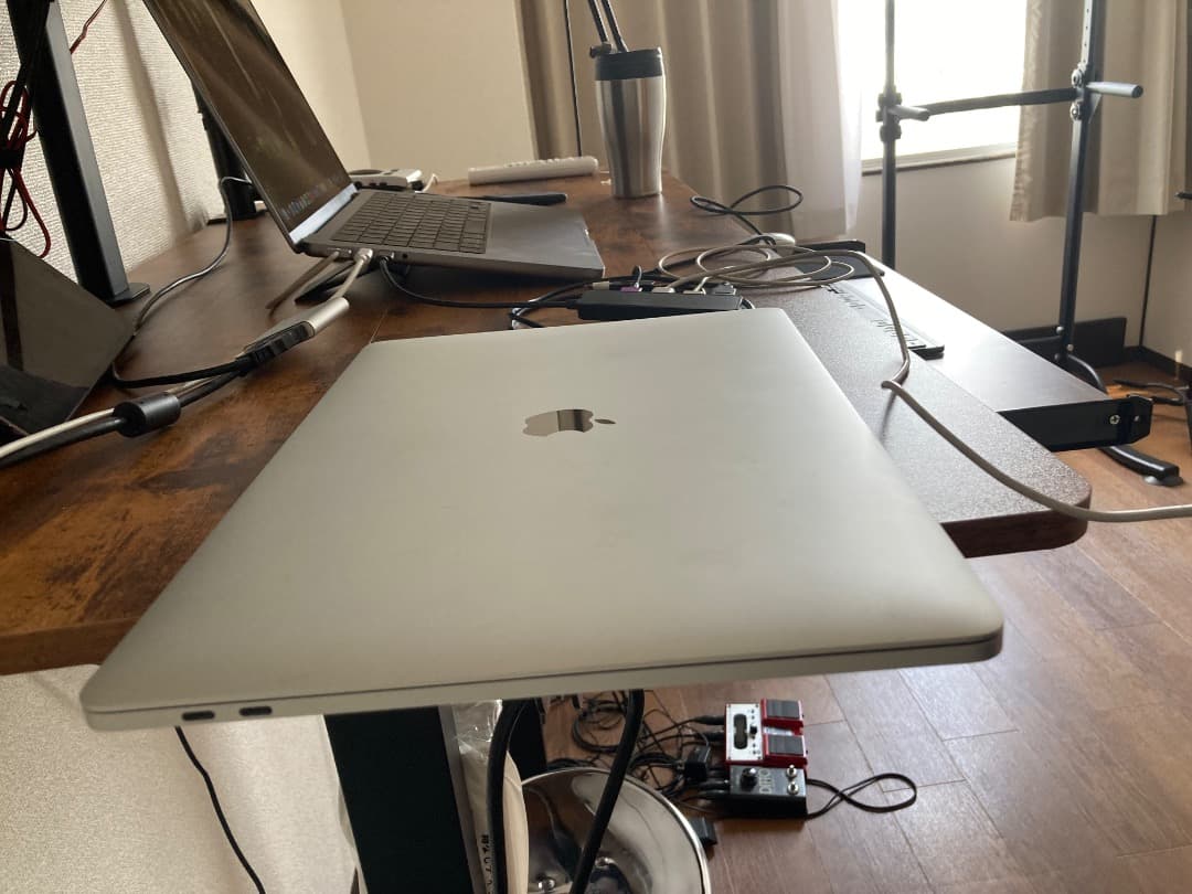 美品　MacBook Pro 15 inch 2016 512G