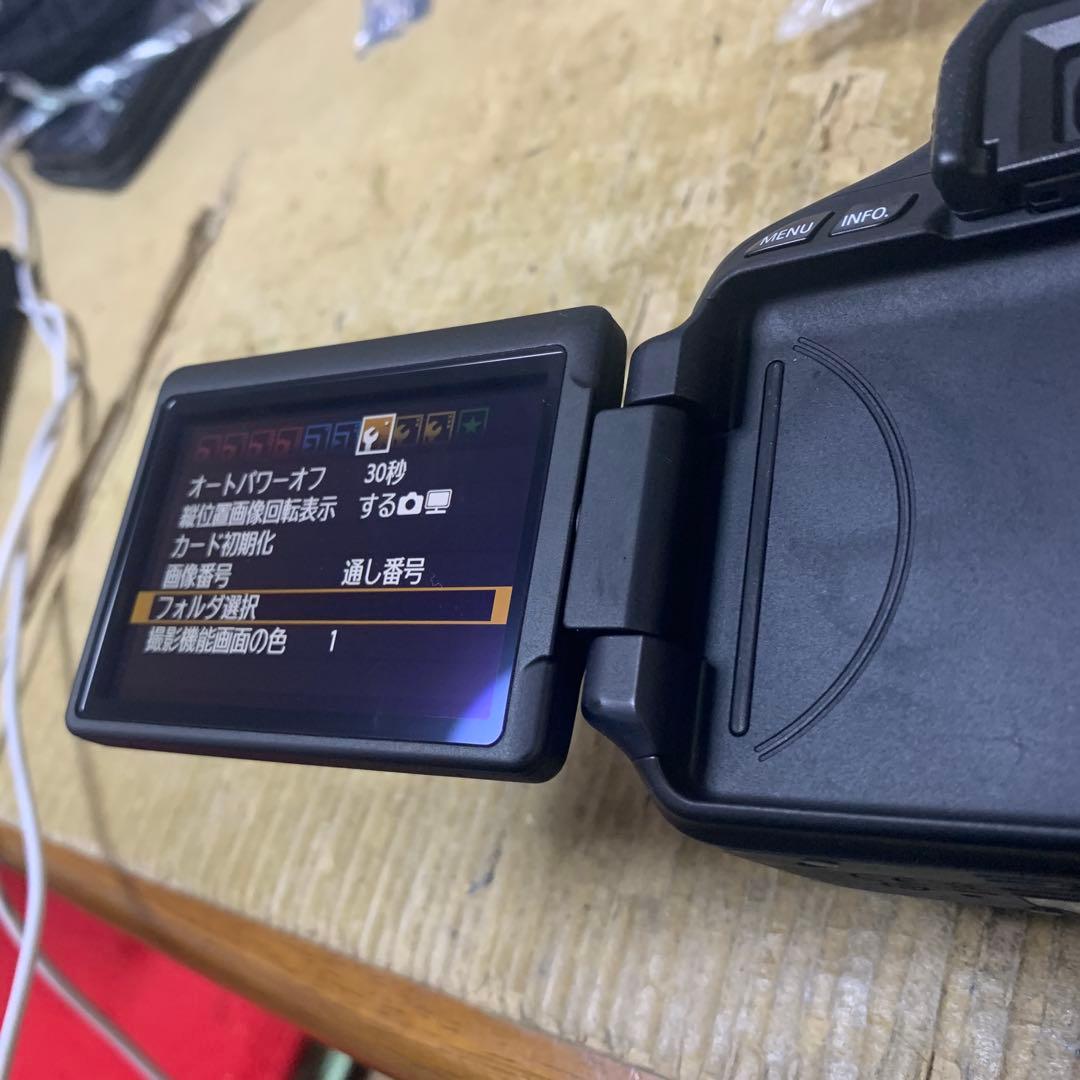 デジタル一眼レフカメラCanon EOS Kiss X5標準レンズセット