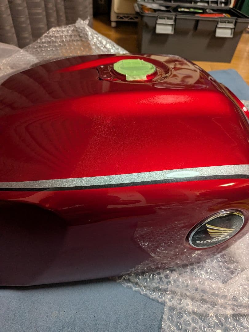 CB1100 ガソリンタンク　14L　キャンディーグローリーレッド