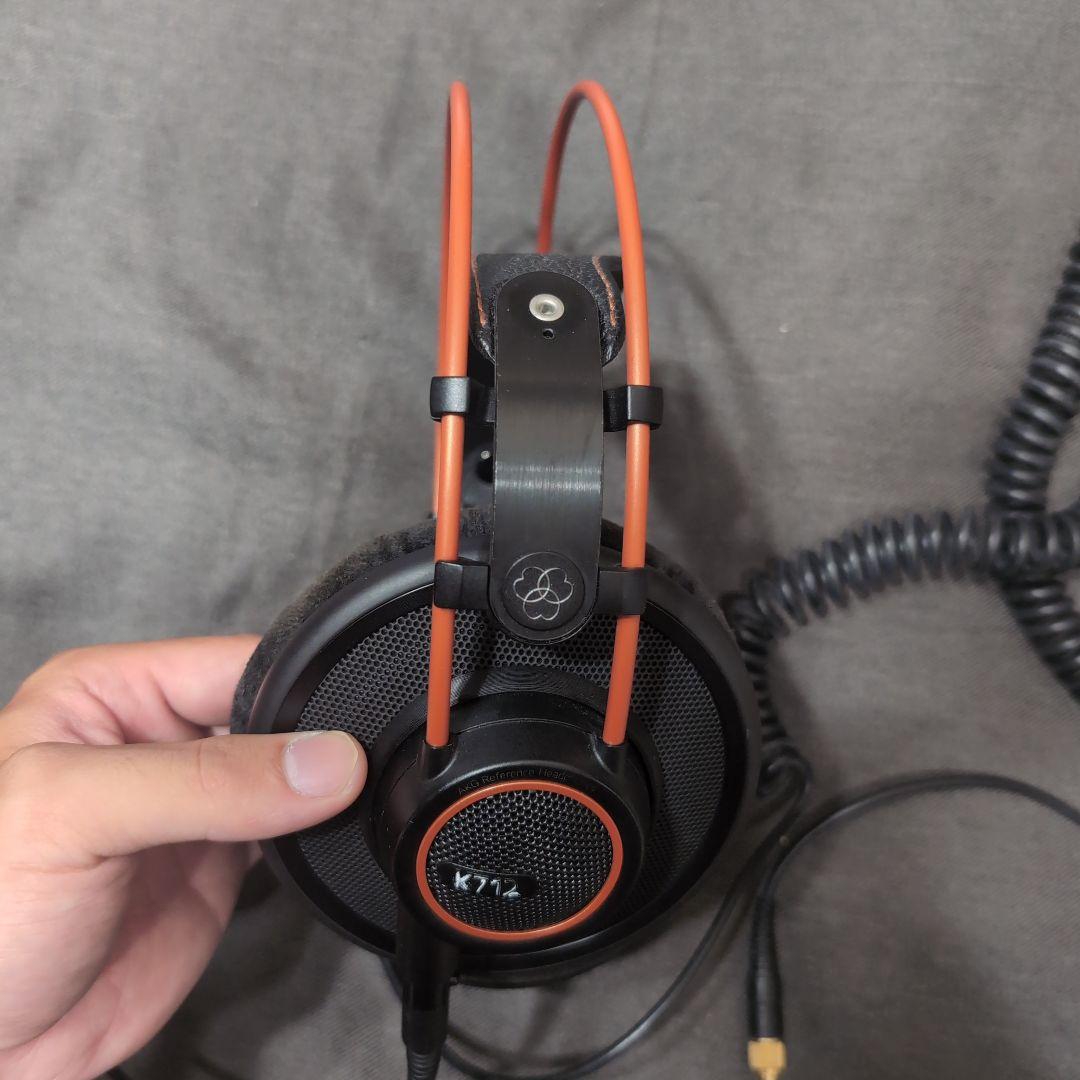 箱あり。AKG K712 動作品