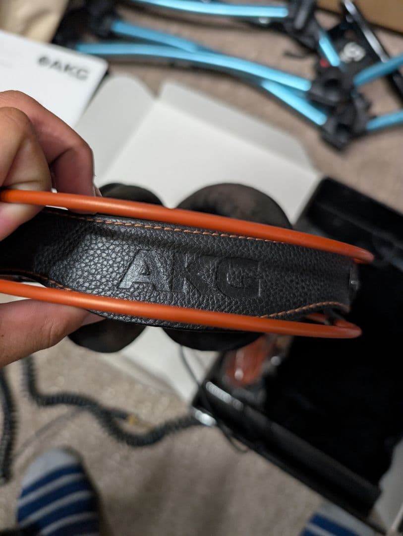 箱あり。AKG K712 動作品