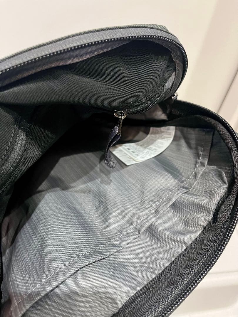 【廃盤・未使用品】Arc'teryx Slingblade 4 ショルダーバッグ