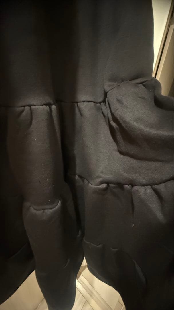 plusotoha 裏起毛ティアードワンピース ブラック新品未使用タグ付き