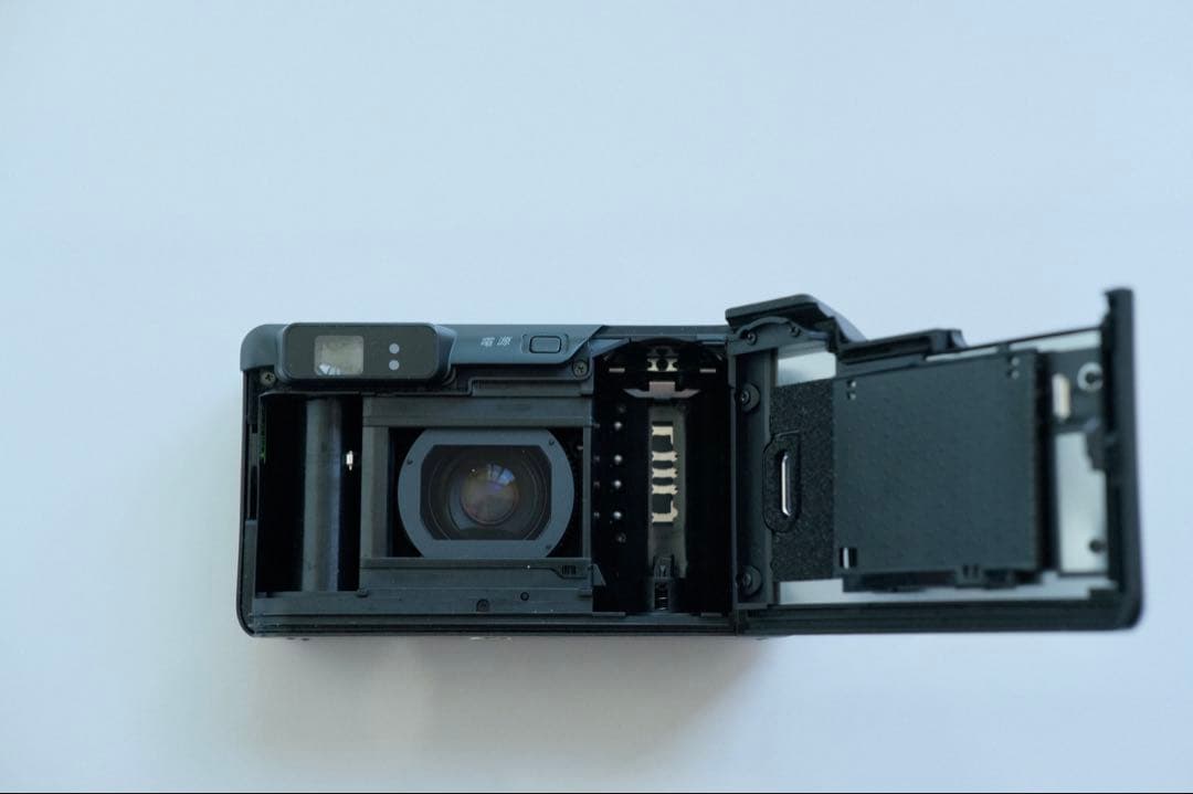 フィルムカメラ FROM JAPAN FUJIFILM NATURA BLACK F1.9