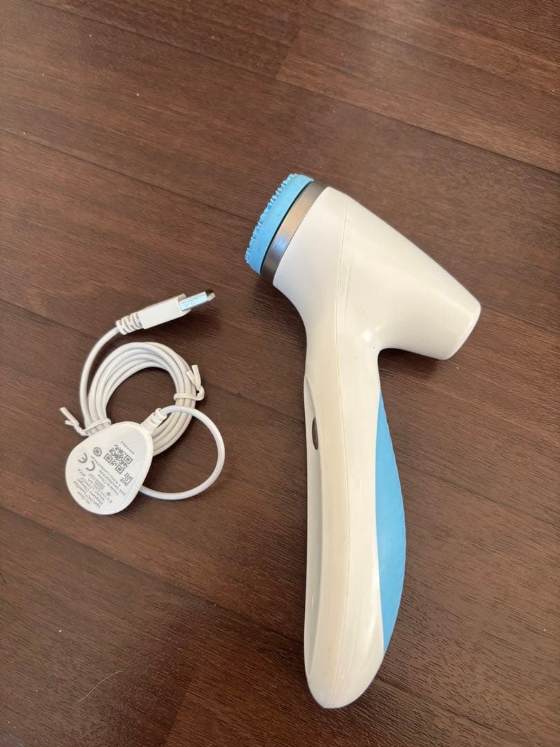 ニュースキン ルミスパio本体【NU SKIN】 美顔器 ホワイト ヘッド付き