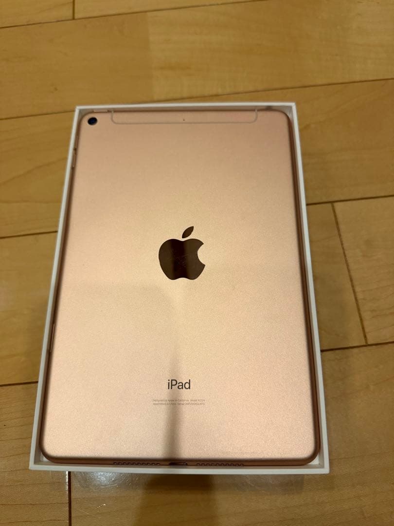 ひ*か様 iPad mini 5 Wi-F＋Cellular 64GB ゴールド