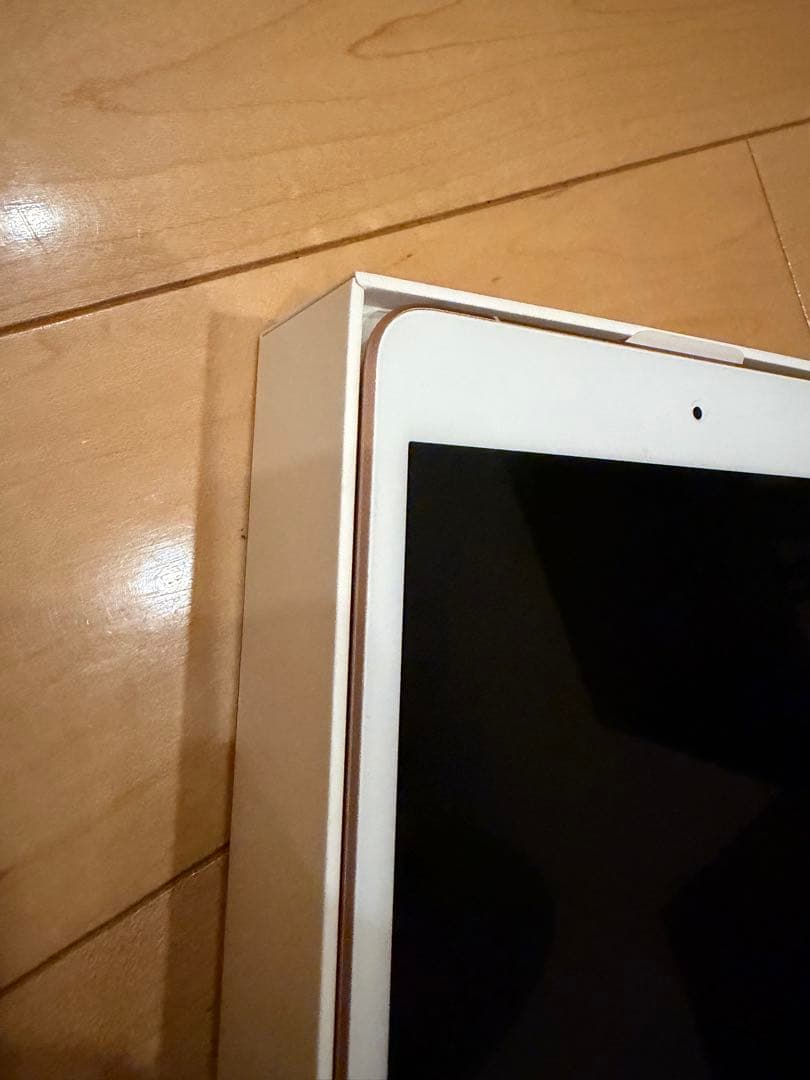 ひ*か様 iPad mini 5 Wi-F＋Cellular 64GB ゴールド