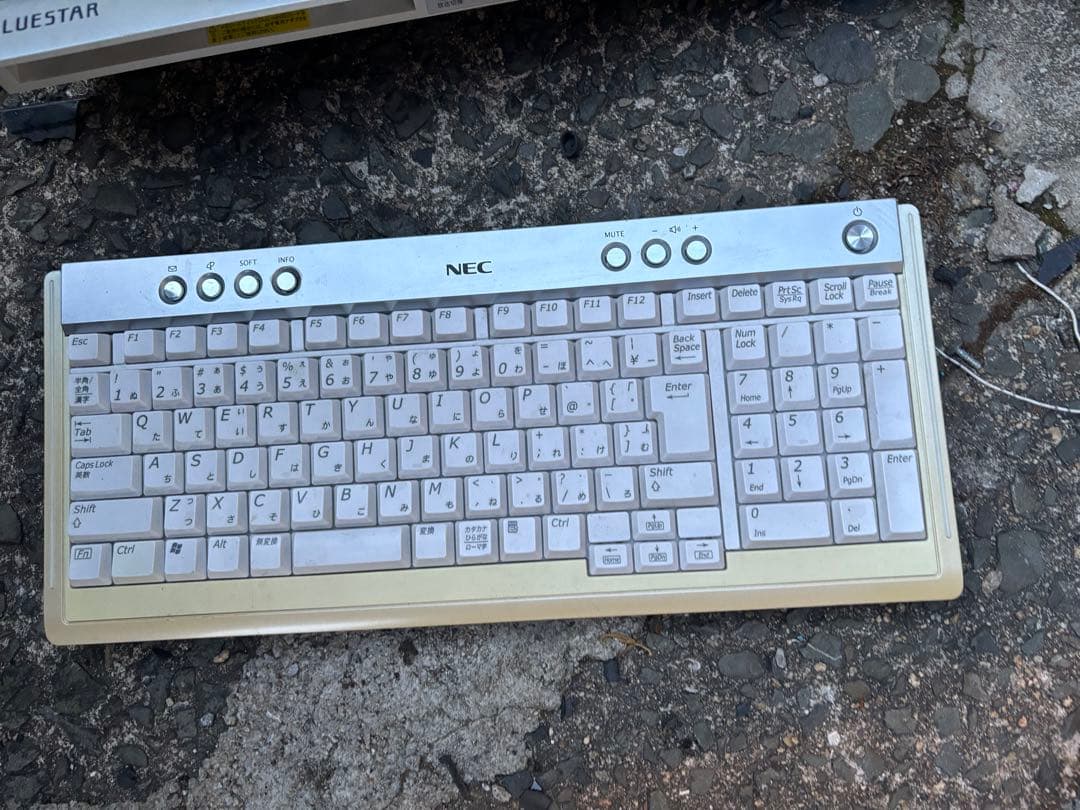 pc-gv30seea5 nec pc デスクトップ　パソコン