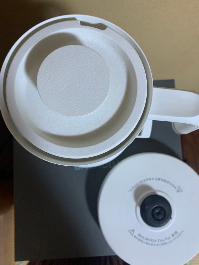 【包装紙、説明書あり】バルミューダ ケトル K02A-WH