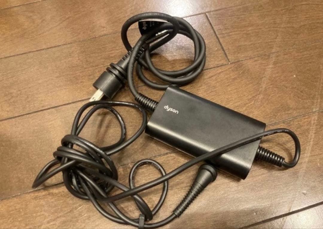 美品☆DysonストレートヘアアイロンHS07ダイソン☆コードレス☆