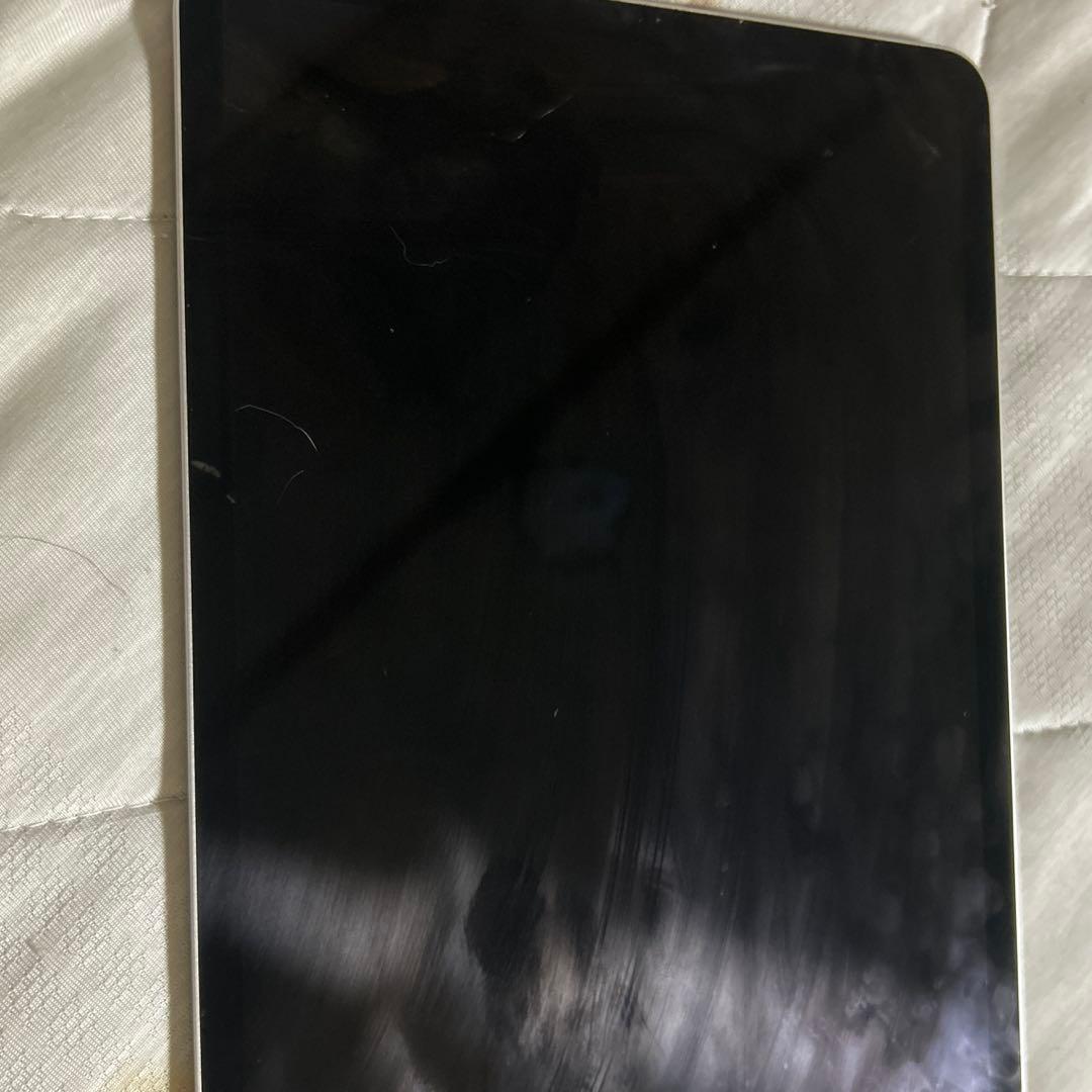 iPadPro11inch 第3世代本体 第4世代の箱付き