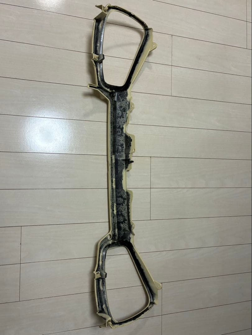 スズキ純正　アルト　アルトワークス　ラジエータグリル　メガネガーニッシュ